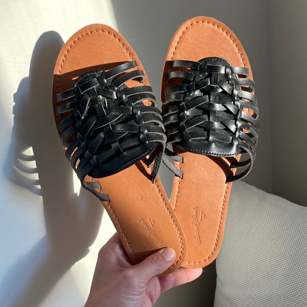 Universal threads sandals - worn twice.